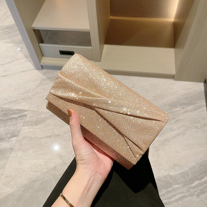 Clutch tipo sobre de moda - elegante, plegable y funcional